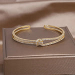 Zircon Knot Bracelet